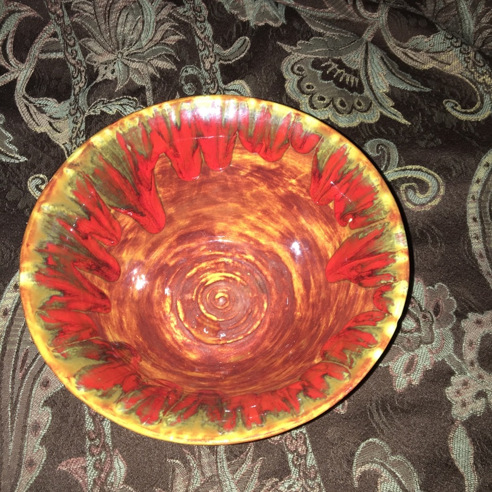 Vintage Laya ‘‘75 mixing  bowl  Size 7x4x4 Brown
